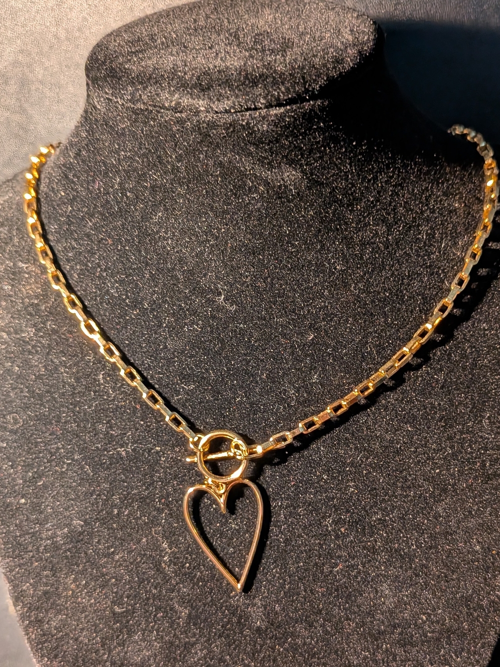 Gold Tone Heart Pendant Chain Necklace